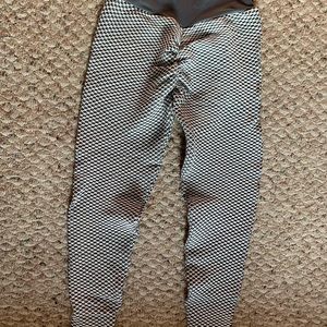 Butt lifting tiktok leggings